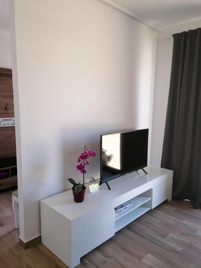 Apartman Mimi Relo 발 외부 사진